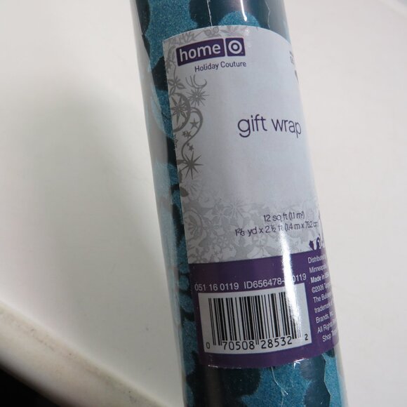 Vintage Turquoise Damask Flocked Wrapping Paper from Target 2006 12 sq feet - Picture 7 of 13